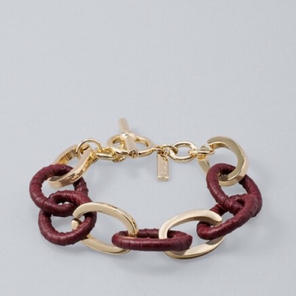 WHBM LEATHER LINK TOGGLE BRACELET